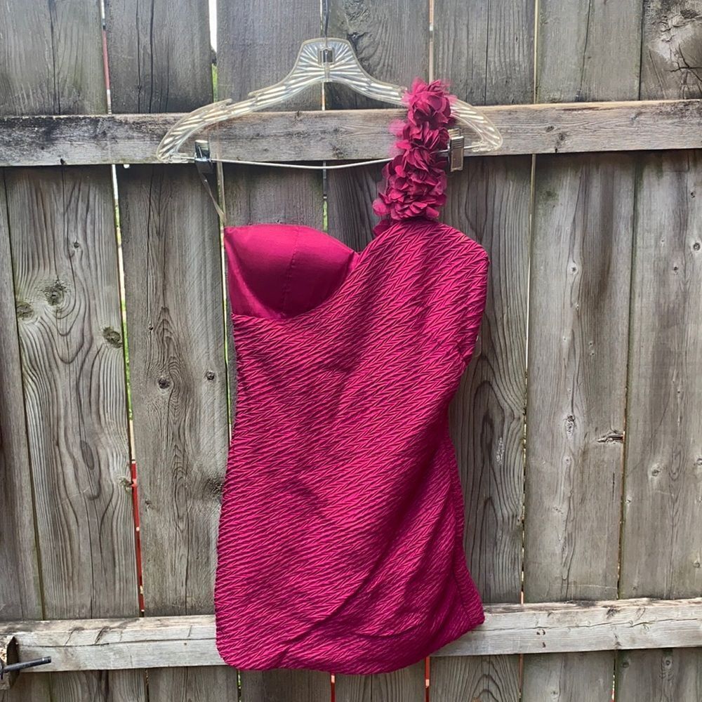 Romeo & Juliet one shoulder dress sz. S NWT